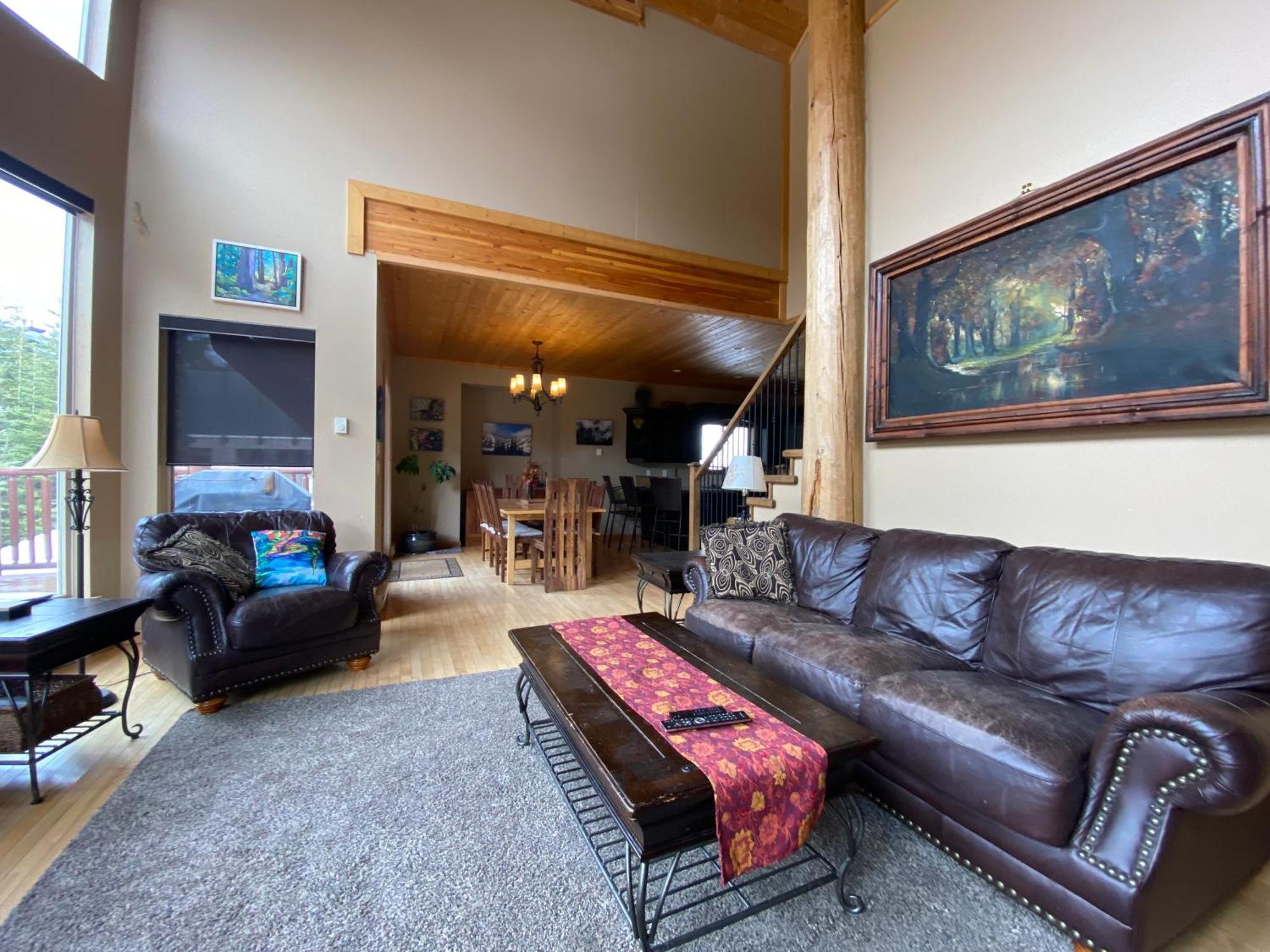 Morrisey Chalet At Sun Peaks Zewnętrze zdjęcie