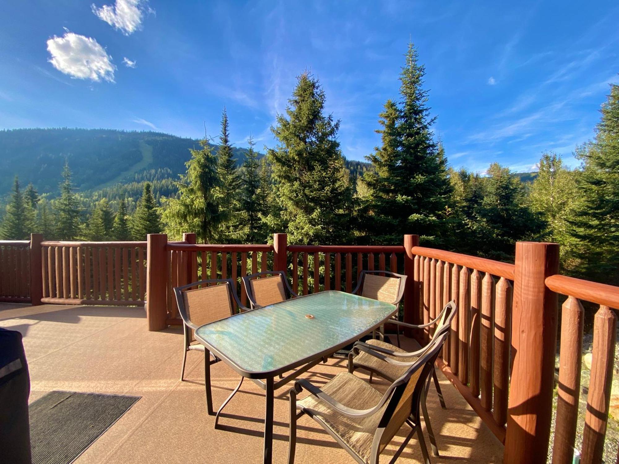 Morrisey Chalet At Sun Peaks Zewnętrze zdjęcie
