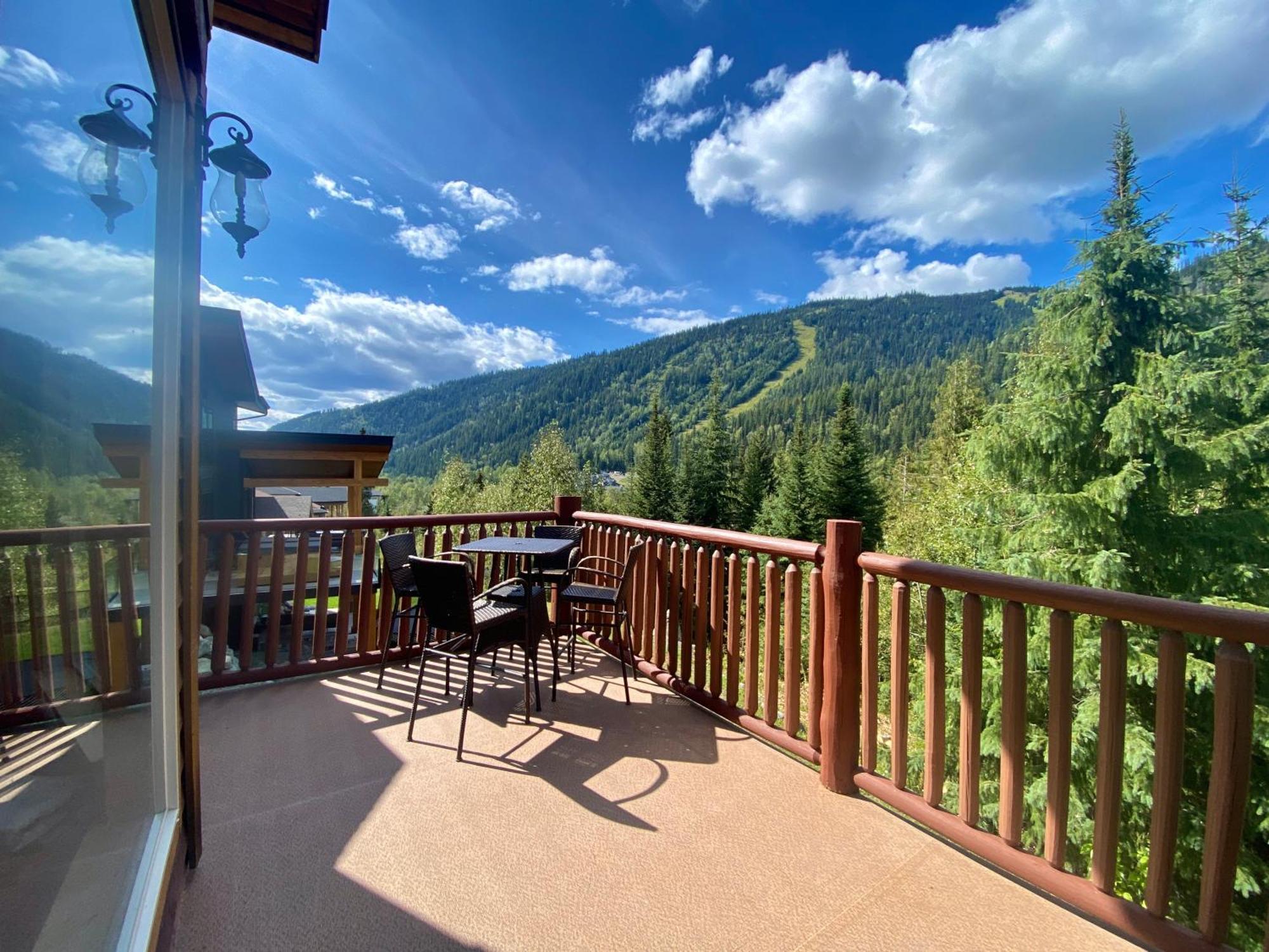 Morrisey Chalet At Sun Peaks Zewnętrze zdjęcie